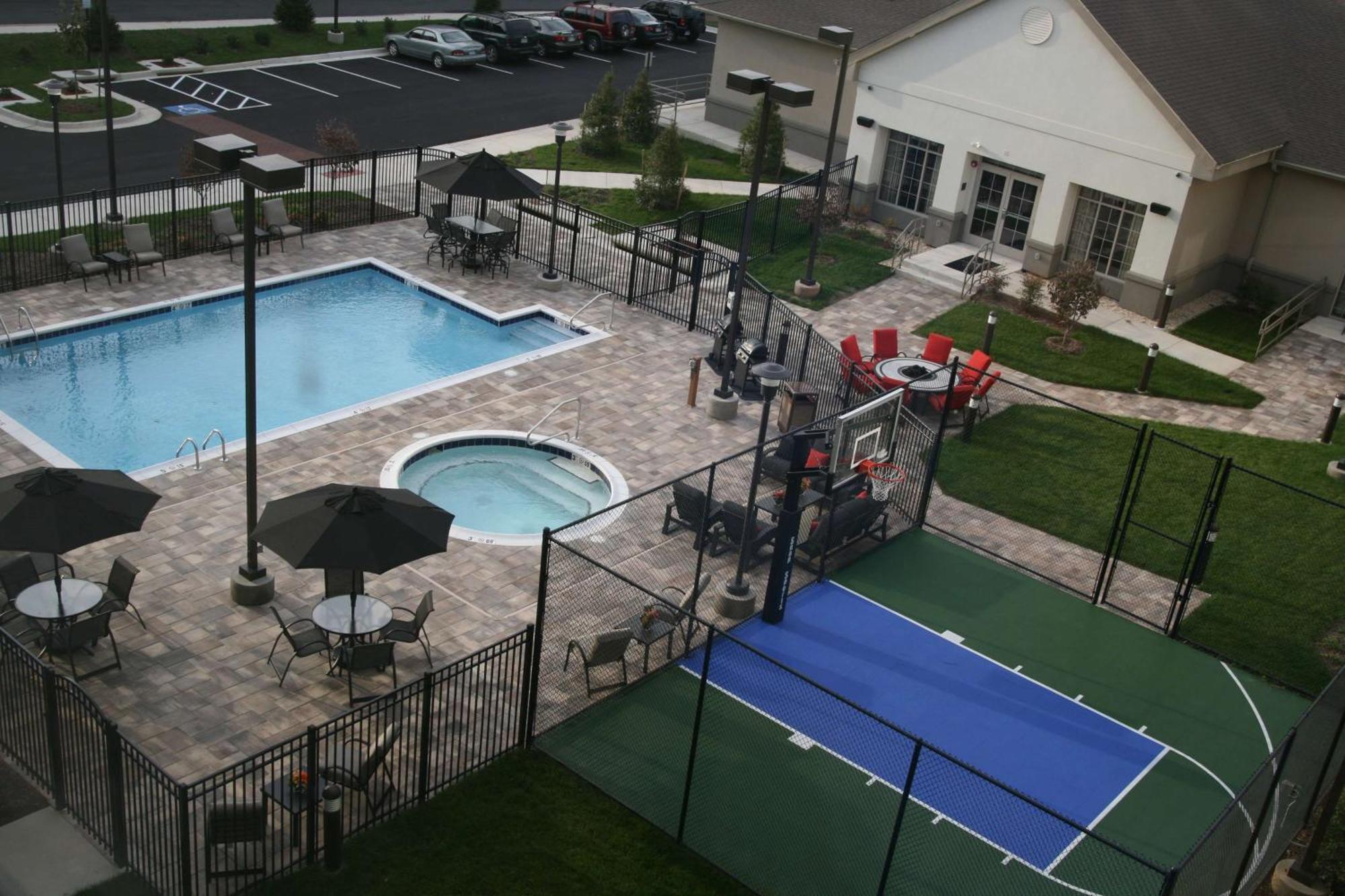 Homewood Suites By Hilton Leesburg Exterior photo