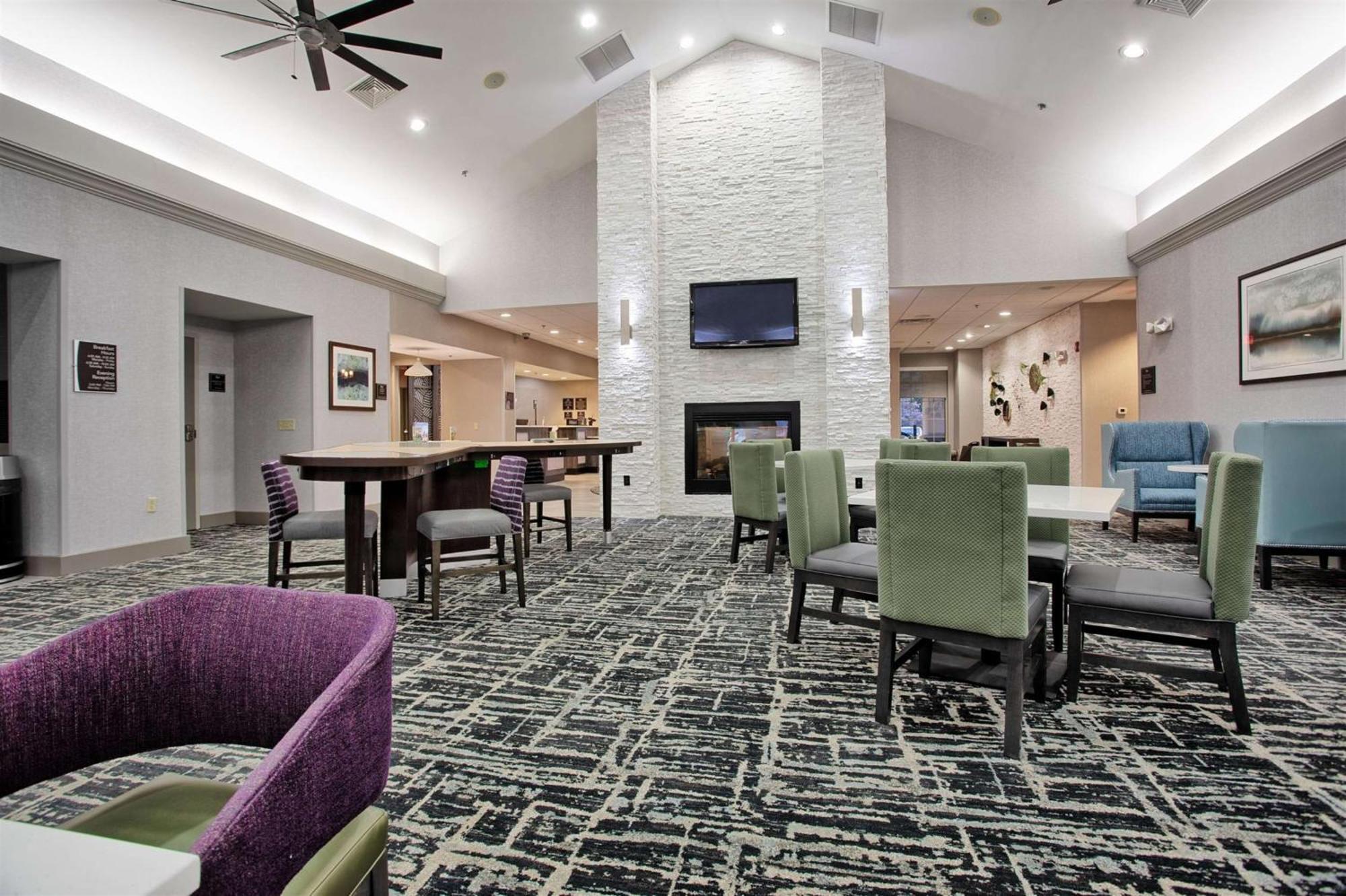 Homewood Suites By Hilton Leesburg Exterior photo
