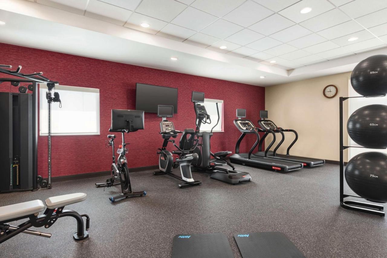 Homewood Suites By Hilton Leesburg Exterior photo